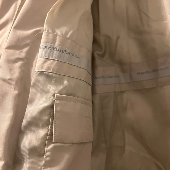 Excellent Condition, new winter jacket - Picture 6 of 8